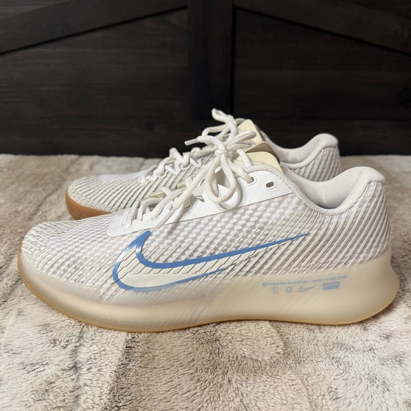 NIKE Men’s Air Zoom Vapor 11 in White DR6966-107 Size US 9 - Picture 4 of 15